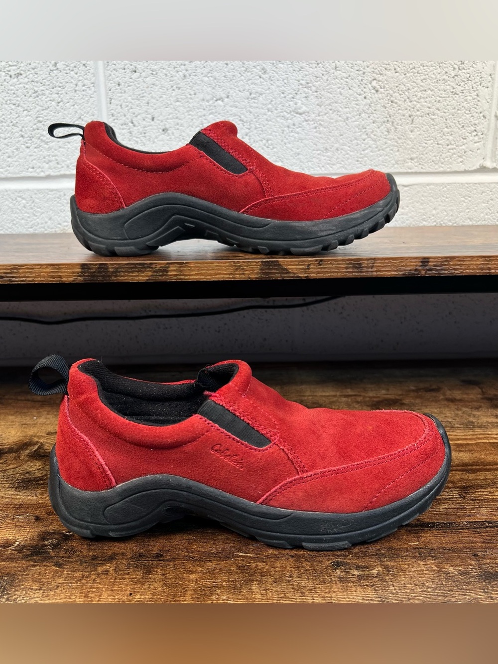 Cabelas Suede Shoes Red Slip On Hiking Leather Comfort Women's 8